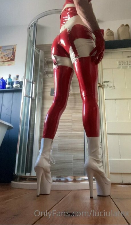 luciulatex xxxスター 画像