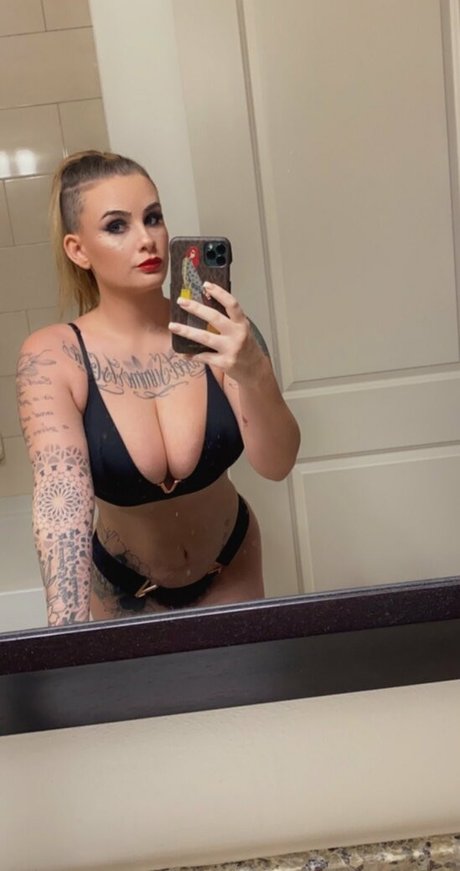 ドイツのアマチュアオンリーファンズ 無料ヌード 写真