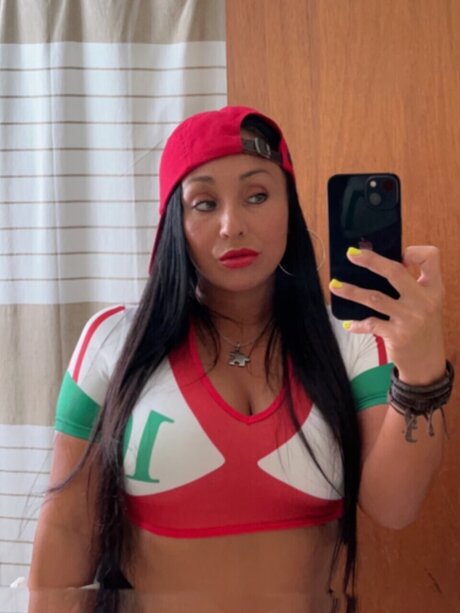 Yili 素敵な女優 画像