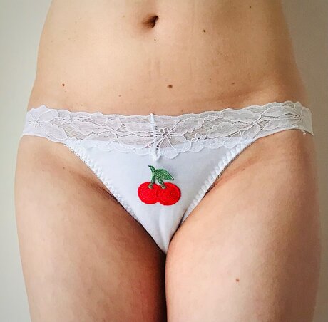 Rouge2 ホットなモデル 写真