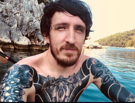 b4c4rdi xxxモデル 画像