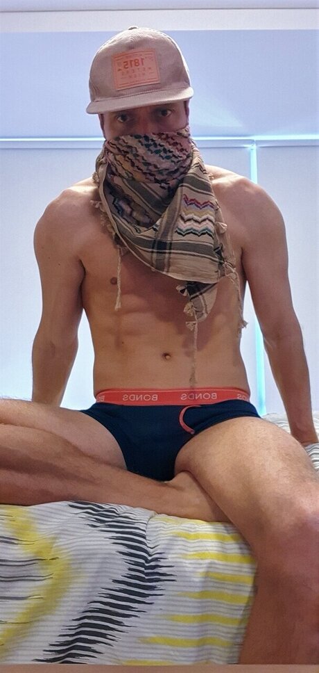 Izza アートモデル 画像