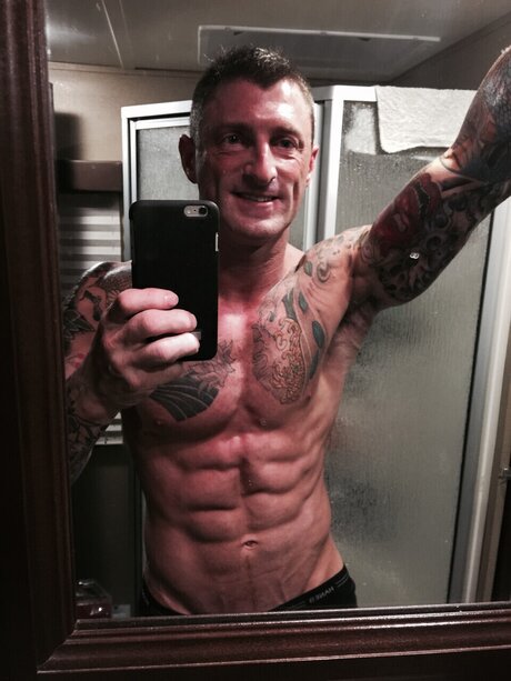 Shyboy101 高品質のポルノスター 画像