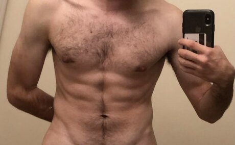 THELIONXXX 裸のモデル 画像