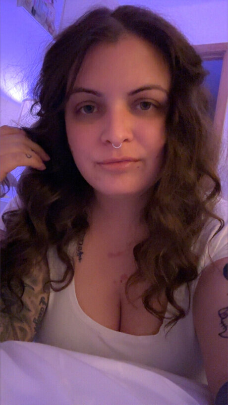 Ren e エロティックなモデル 画像