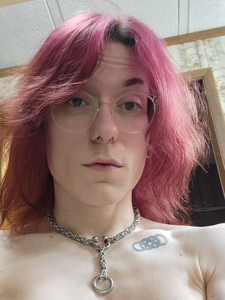 Sin Sister Riot ホットなポルノスター 写真