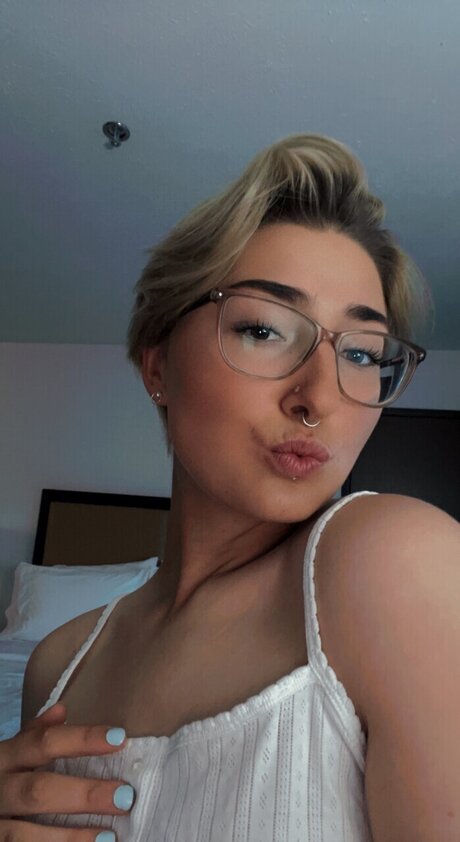 NikkySue セクシーなポルノスター 写真