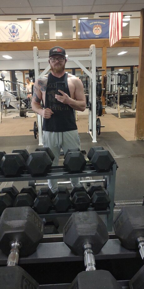 Intoodeep 無料のスター ギャラリー