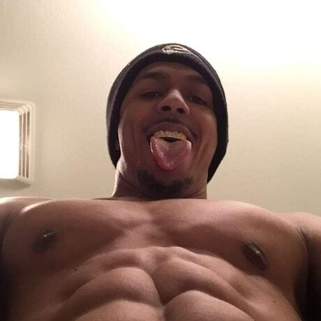 Beezy Da Goat アダルトモデル 画像