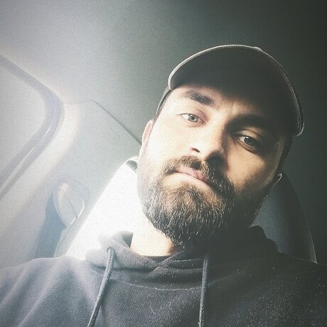 Christian Blunt ポルノスター エロティック 画像