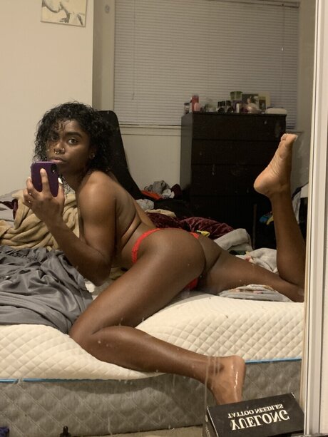 Robyn Lynn 完璧なスター 画像