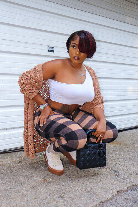 Beauty by Janelle アートスター ギャラリー