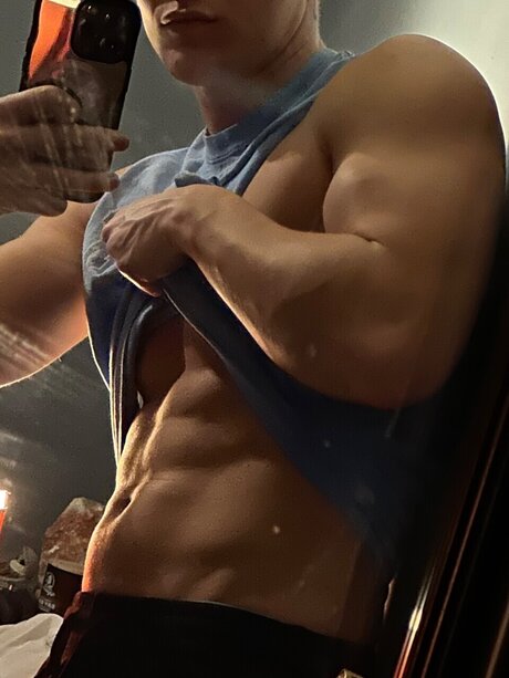 Cursemarked 独占ポルノスター 写真