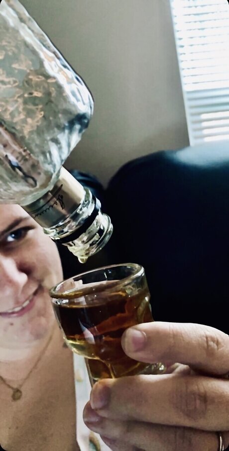 Lizzzzard アダルトスター 写真