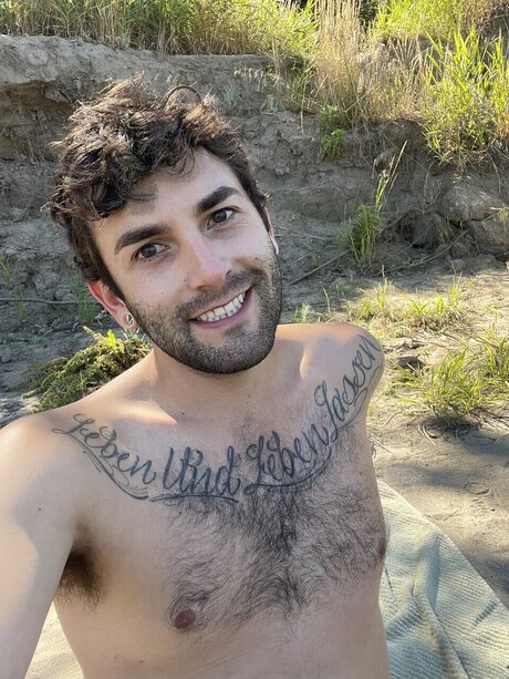 James Kenny エロティックなモデル 画像