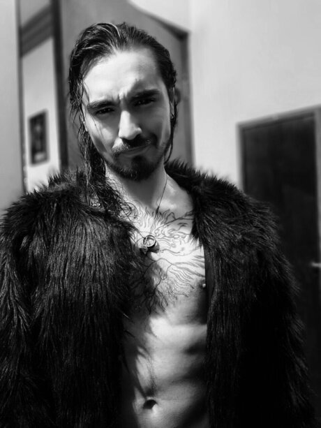 Blackfox xxxスター 写真