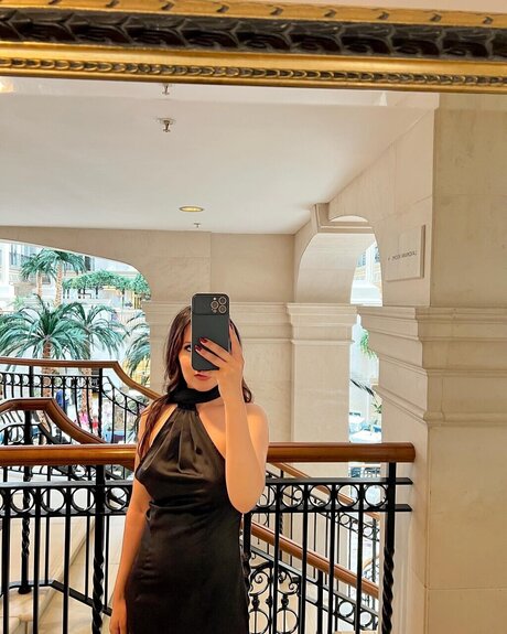 成熟したラテン系オンリーファンズ HD ギャラリー