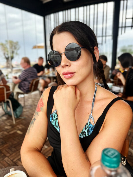 Queen W xxxポルノスター 写真