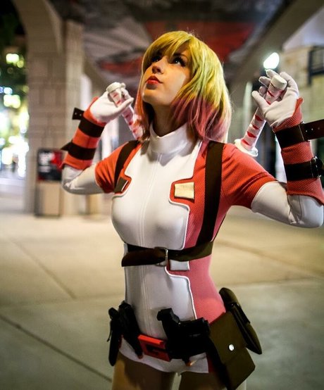 ゴストランスオンリーファンズ セクシーヌード 画像