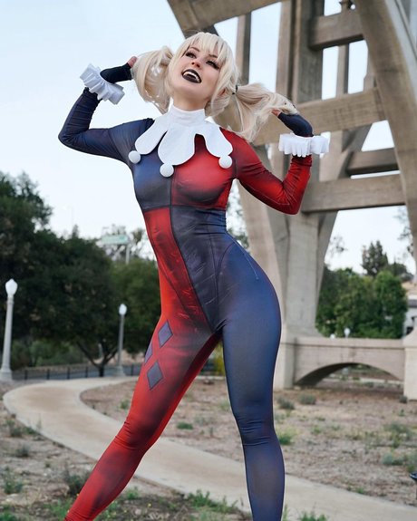 巨乳カップルオンリーファンズ 無料ヌード 写真