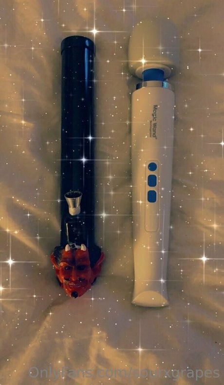 sourxgrapes 裸のスター 写真