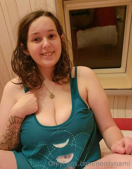 アマチュアディープスロートオンリーファンズ 素敵 写真