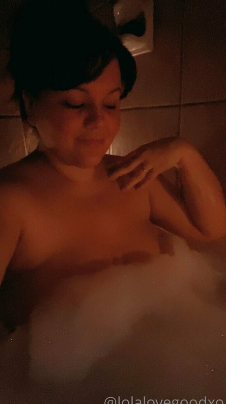 lolalovegoodxo 独占女優 写真