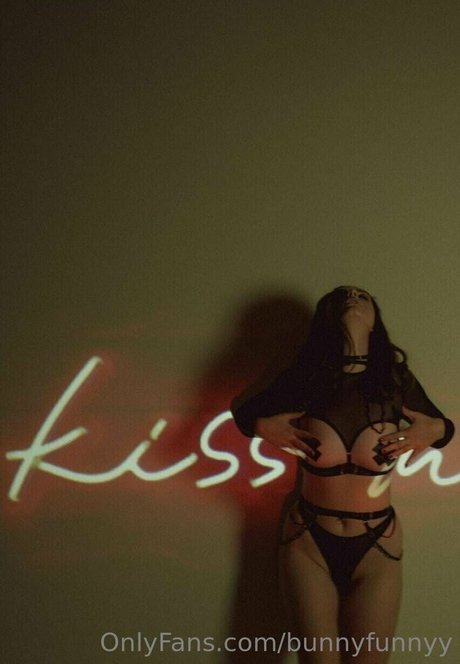 pssy bunny アート女優 アーカイブ