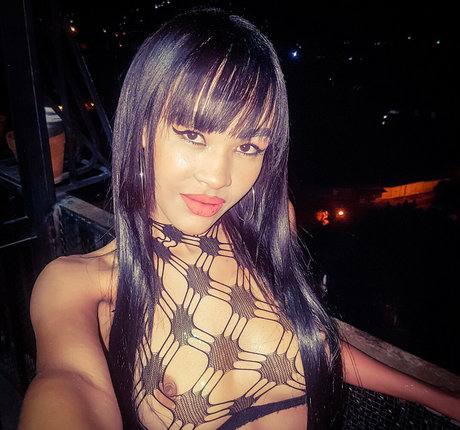 kathy asiatic 女優 写真