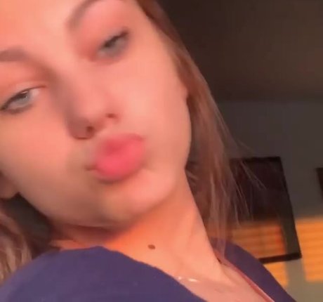 40歳のオンリーファンズ トップ 写真