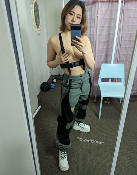 タトゥーオンリーファン ポルノ 写真