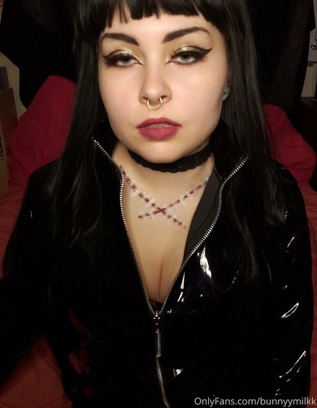 コスプレ足オンリーファンズ 無料 アーカイブ