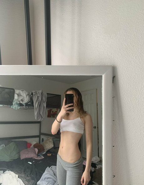 parisangelxxx ポルノスター ヌード アーカイブ