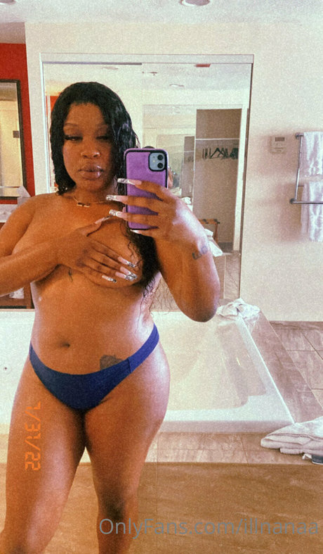 illnanaa スター xxx ギャラリー