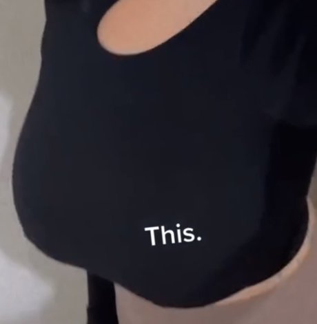 アマチュアペッギングオンリーファンズ HD 写真