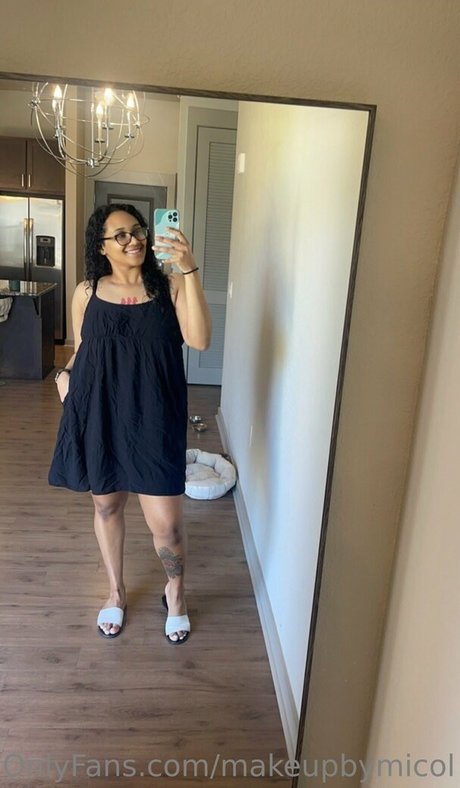 makeupbymicol アートスター 画像