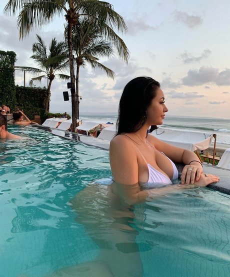 Anna Paul ヌードモデル 画像