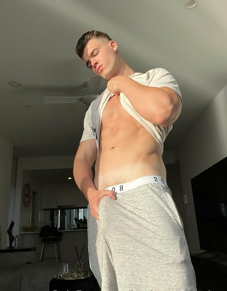 乳首オーガズム オンリーファンズ ホットポルノ 写真