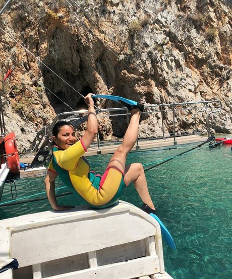 オンリーファンズの動画 美しい裸 アーカイブ