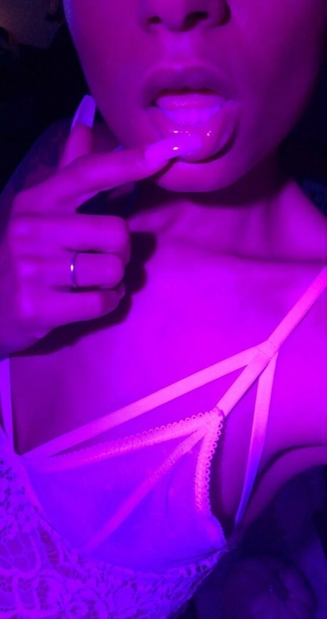 曲線美のxxx オンリーファンズ トップ アーカイブ