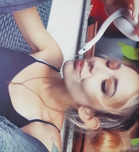 ヌード妻オンリーファンズ 無料xxx 写真