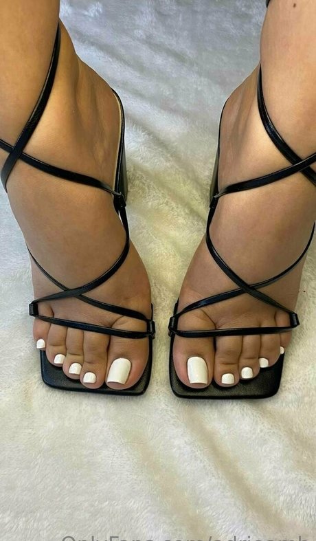 Adrieamb 最高のモデル 画像