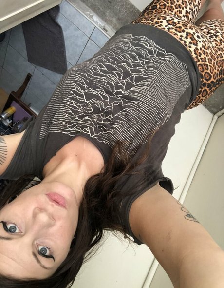 大きなお尻の黒人オンリーファンズ アートxxx ギャラリー