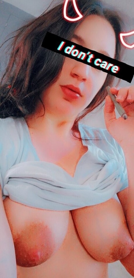 セクシーなブルネットのオンリーファンズ 無料ポルノ 画像