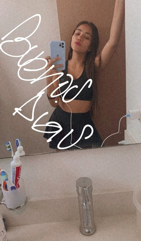 Huge Tits Nataly 最高のモデル 写真