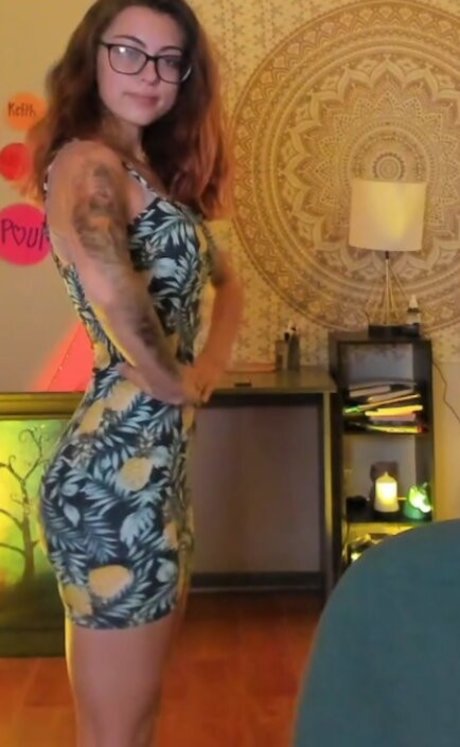 Jellyy Bree ポルノモデル ギャラリー