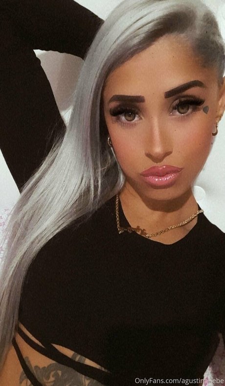 agustinabebe 最高のモデル 写真