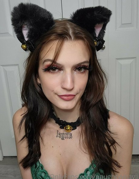 naughtyynavii ポルノスター HD ギャラリー