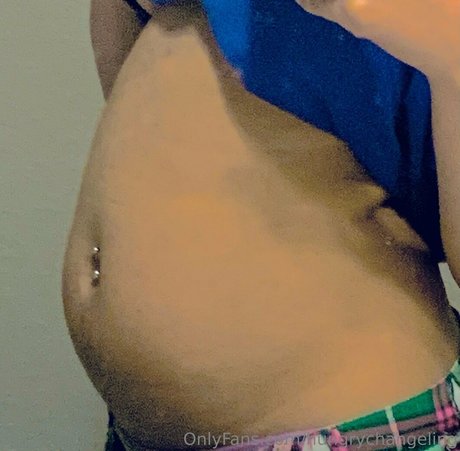 アウトドア 熟女 オンリーファンズ セクシーヌード 写真