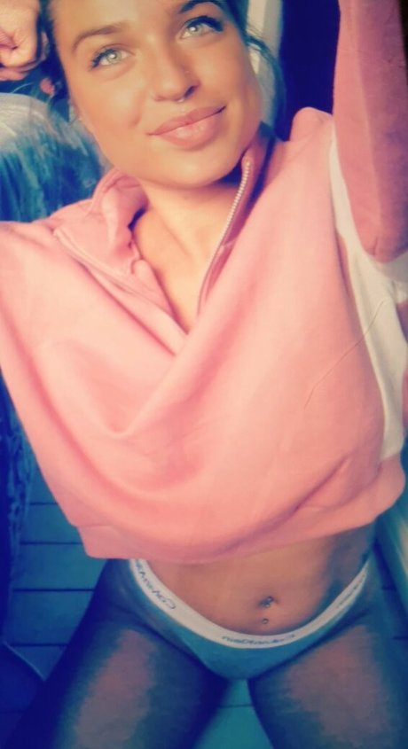 zaynes91 ポルノスター アート 画像